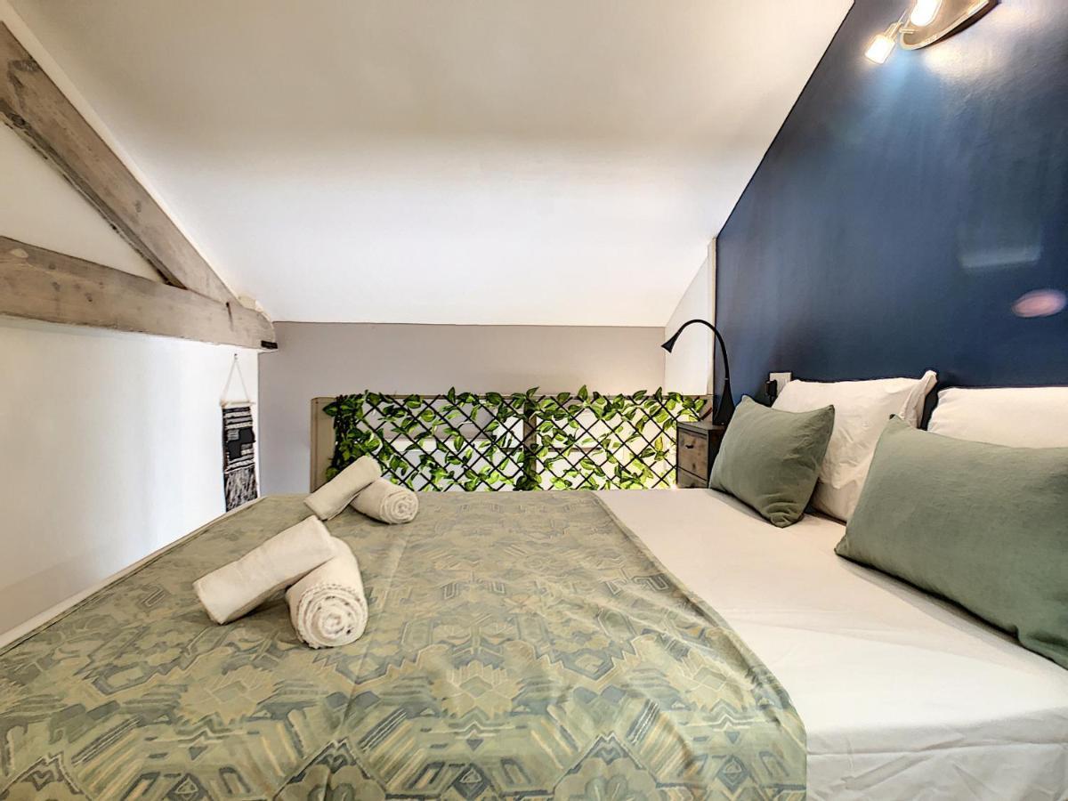 Nestor&jeeves - Secret Duplex - Very Close Sea - Atypical Nice
